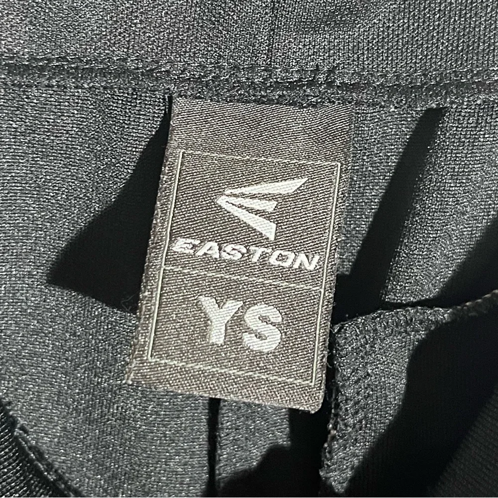 Easton black baseball